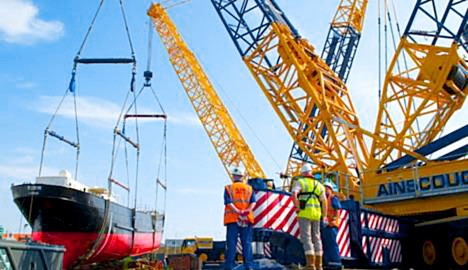   Ainscough Crane Hire           SS Robin